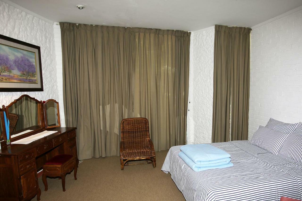 Fleming Place Bulawayo Exterior photo