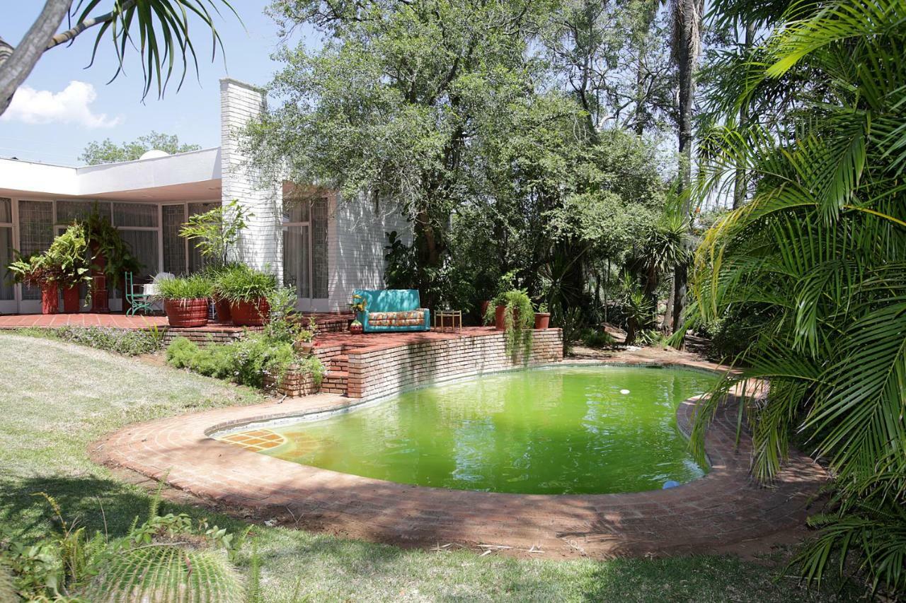 Fleming Place Bulawayo Exterior photo